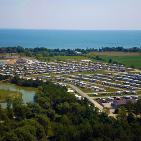 aerial view of Jellystone Park™ at North Port Huron
